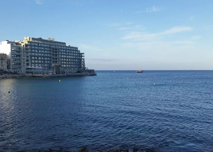 Cavalieri Hotel Malta, A Member Of Radisson Individuals San Giuliano